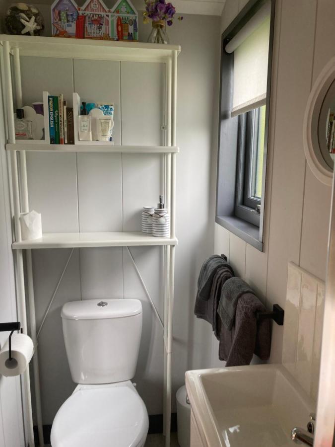 Atlantic Way Shepherd Hut Моувил Екстериор снимка